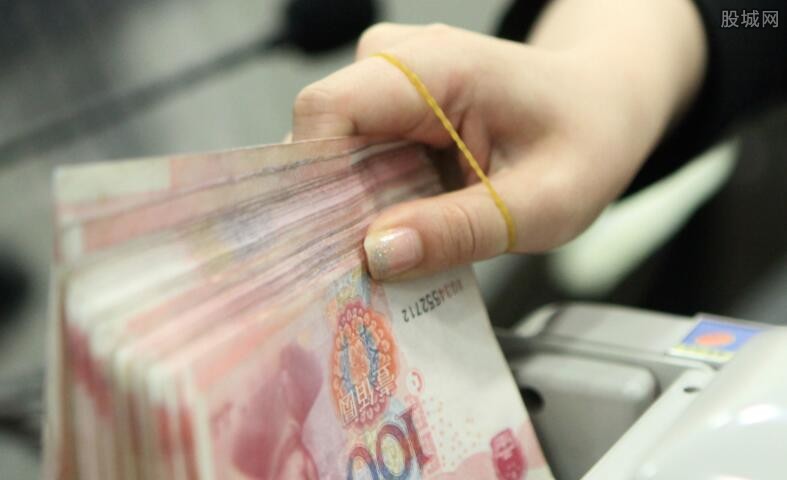 上海平均月薪是多少