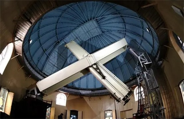 上海天文博物馆：“百年老镜”再度“披挂上阵”