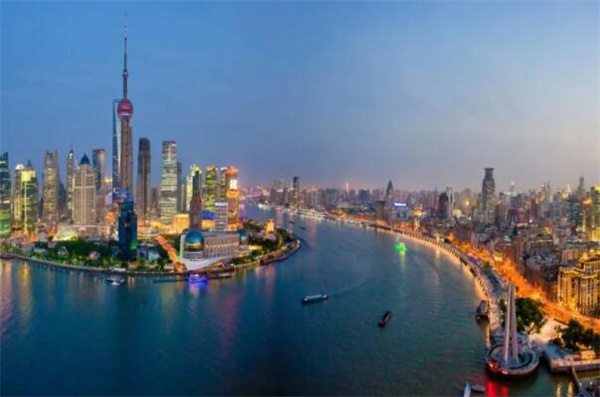 上海黄浦经济密度达147.32亿每平方公里