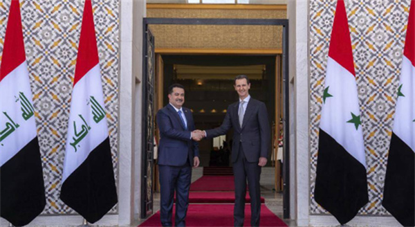 伊拉克总理十多年来第一次访问叙利亚