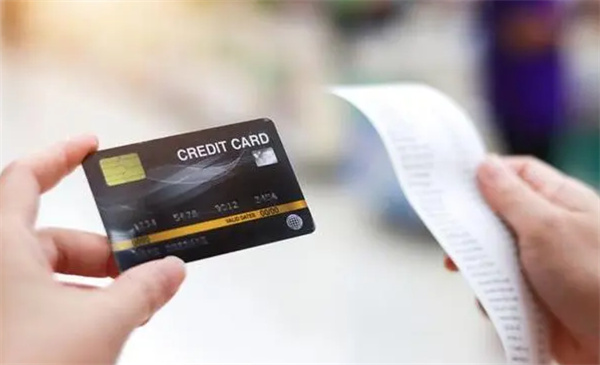 办信用卡要担保人吗?都有什么条件的,办信用卡需要担保人?