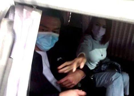 TVB男演员杨明刑满出狱 拍视频两次鞠躬道歉