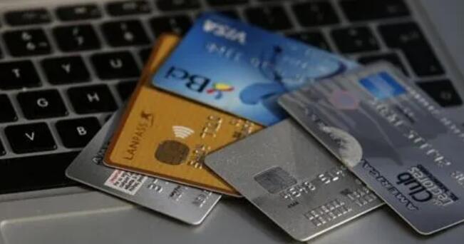 信用卡溢缴款如何取现,多种方法给你取现额度,信用卡溢缴款如何取现,多种方法给你取现金