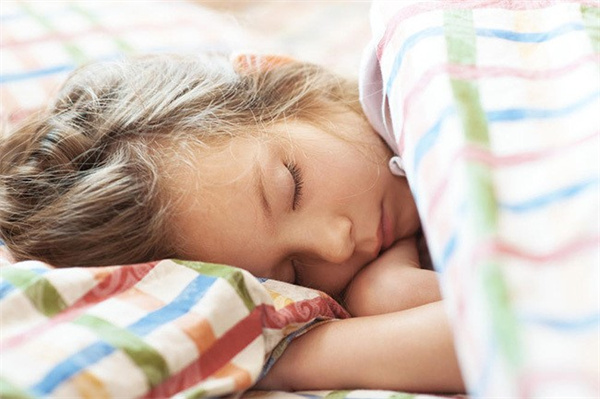 晚上睡觉大量出汗,可能和这几个原因有关吗,晚上睡觉大量出汗一般是什么引起的